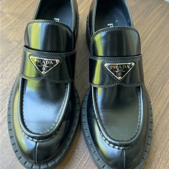 Prada loafers. - Picture 5 of 5